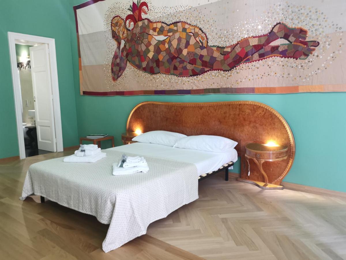 Speciale Tarshito Guesthouse Bari Luaran gambar