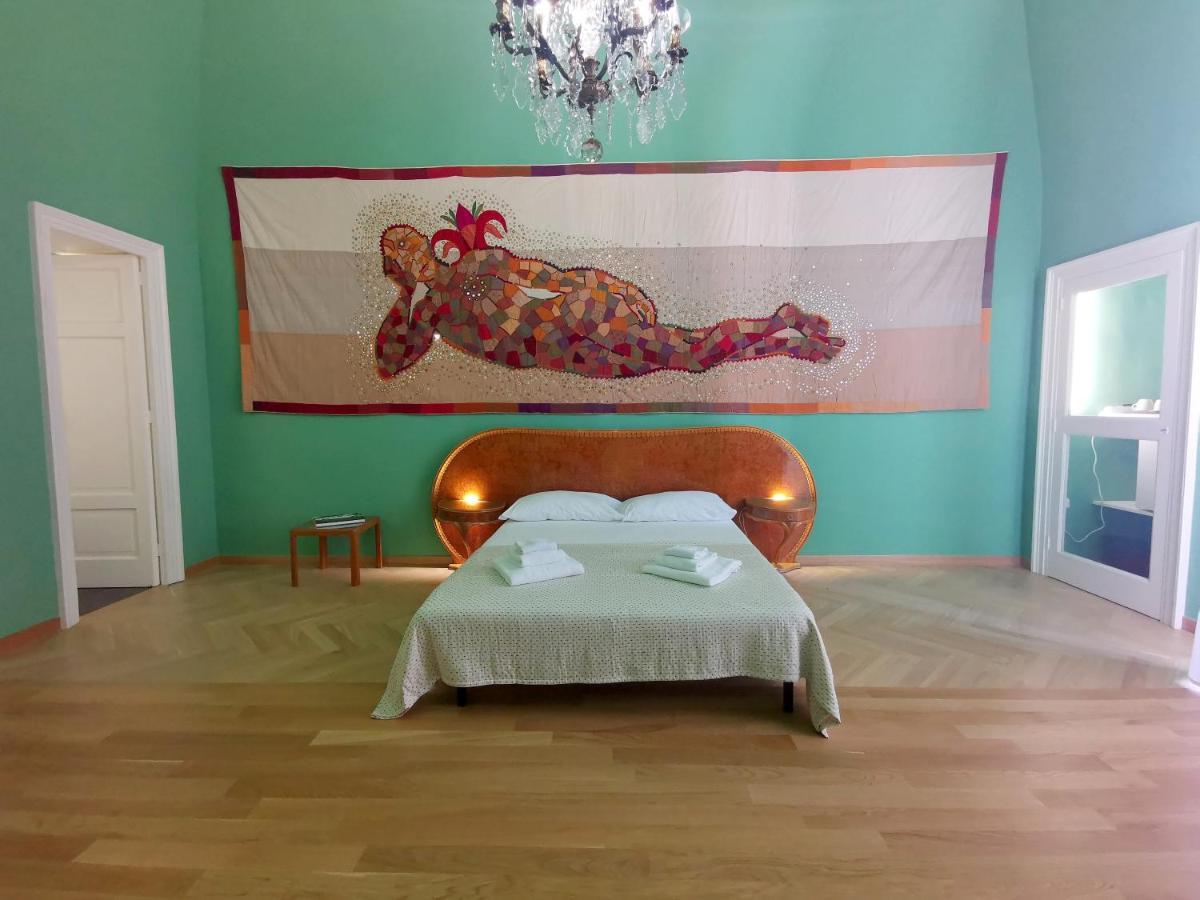 Speciale Tarshito Guesthouse Bari Luaran gambar