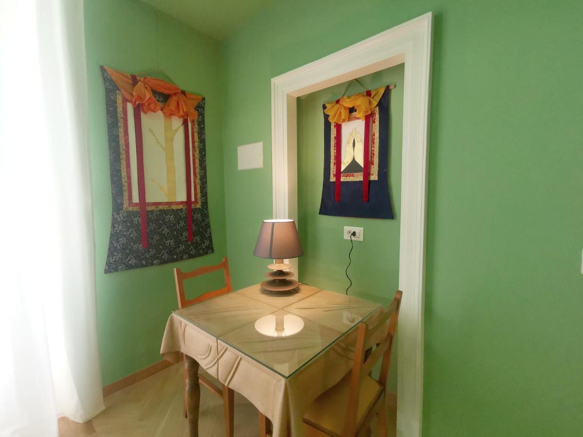 Speciale Tarshito Guesthouse Bari Luaran gambar